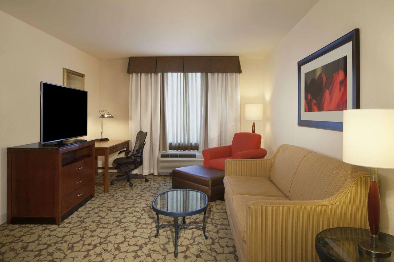 Hilton Garden Inn Virginia Beach Town Center Eksteriør bilde