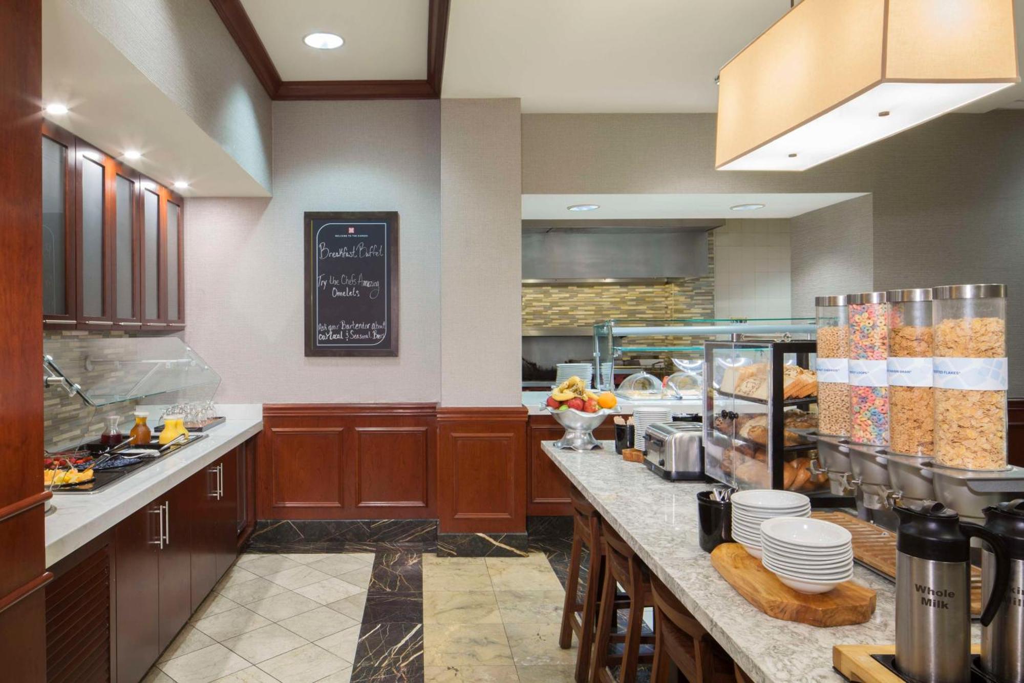 Hilton Garden Inn Virginia Beach Town Center Eksteriør bilde