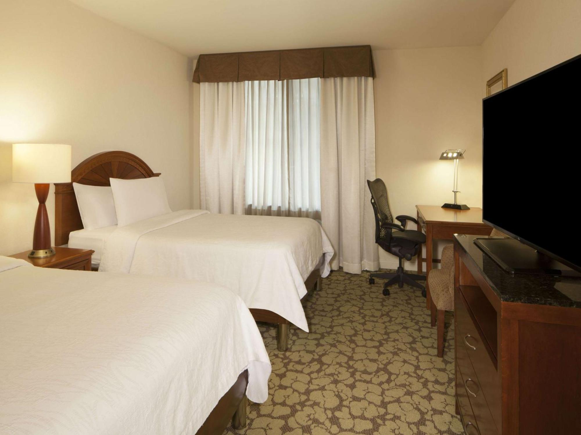 Hilton Garden Inn Virginia Beach Town Center Eksteriør bilde
