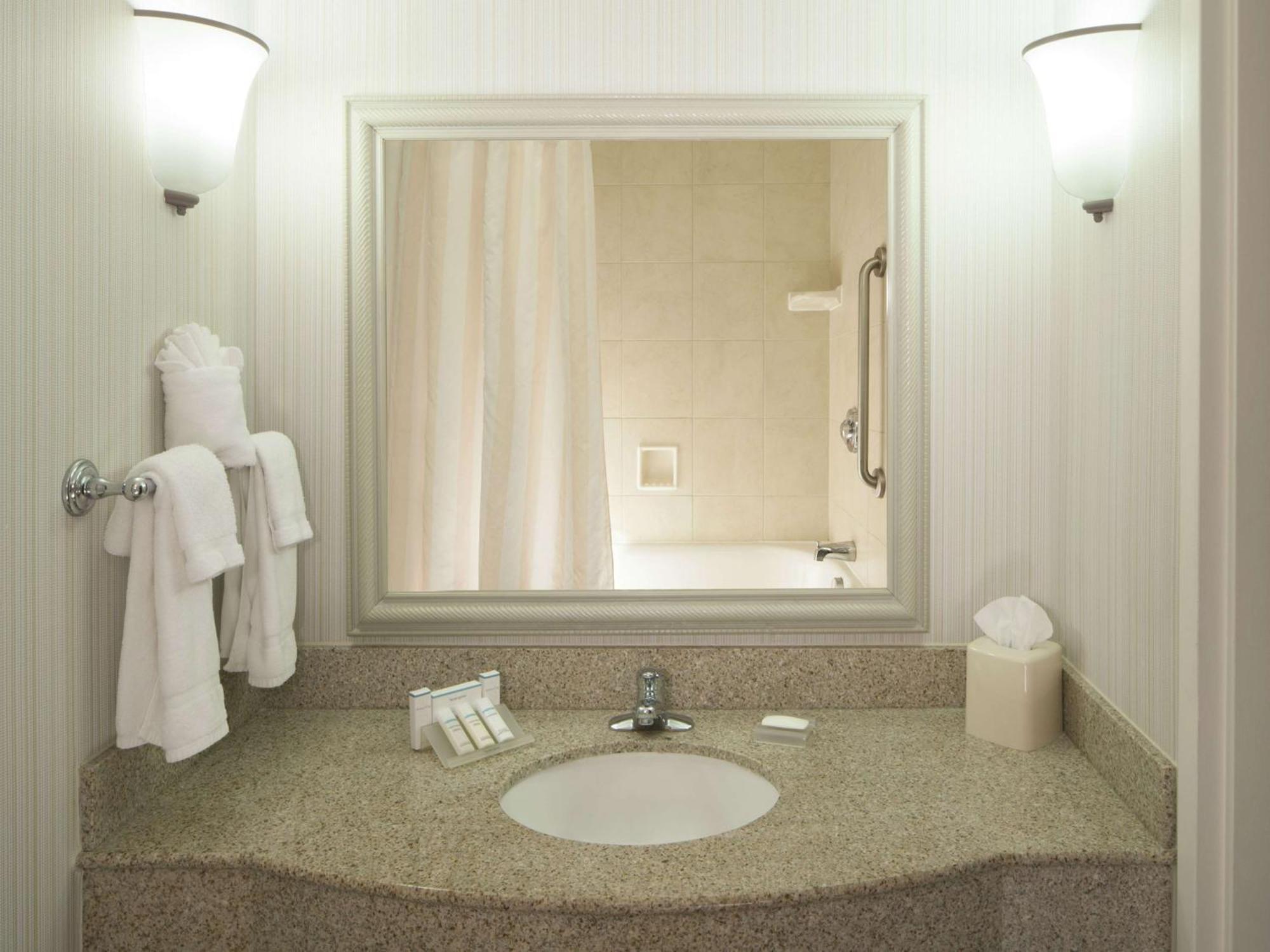 Hilton Garden Inn Virginia Beach Town Center Eksteriør bilde